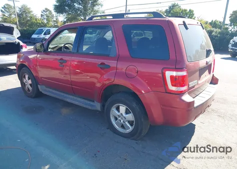2009 Ford Escape Xlt z USA, uszkodzony, nr VIN 1FMCU03G19KA51417